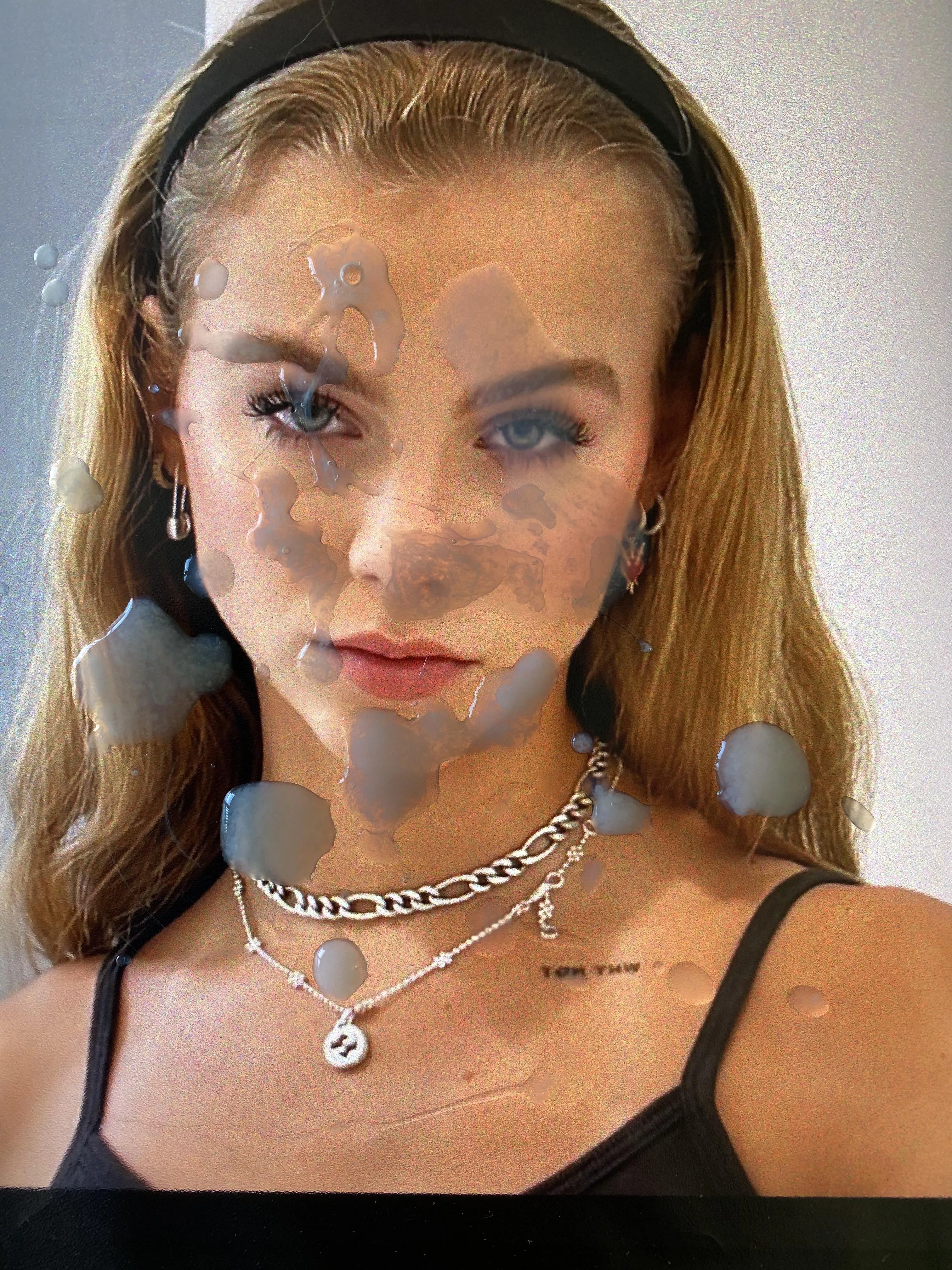 Gave Anna a deserved facial posted by MisterPant