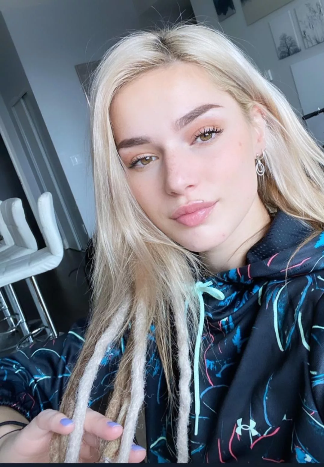 Georgia Ellenwood posted by flyfish6000