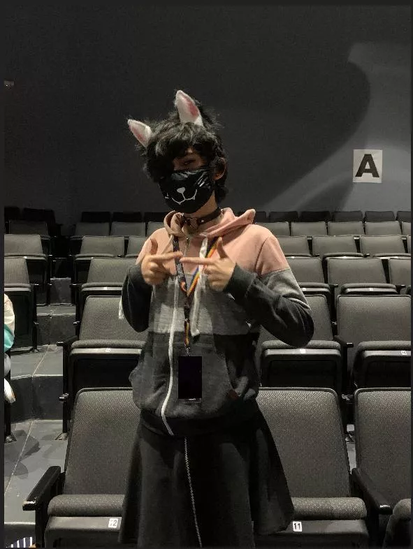 Get a load of this dweeb, bet he feels amazing in that getup (Yes its me) posted by Some_Weirdo213