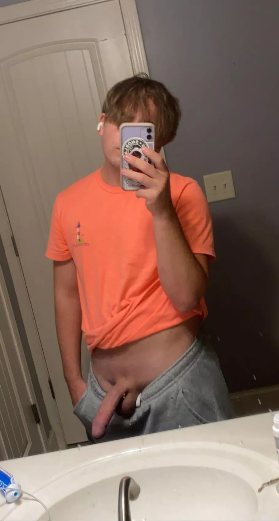 Get down an ur knees posted by ThePurpleSenpai17