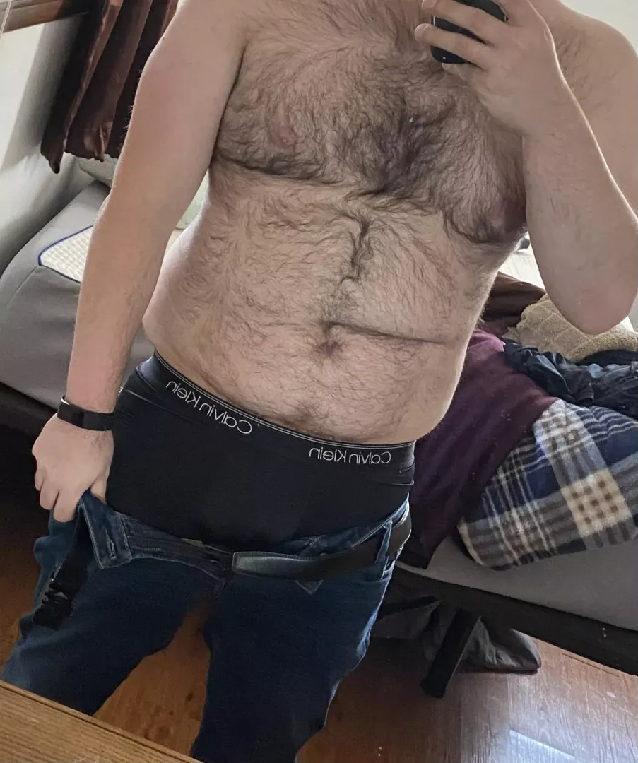 Get home, pants off posted by droppingfuckingloadz