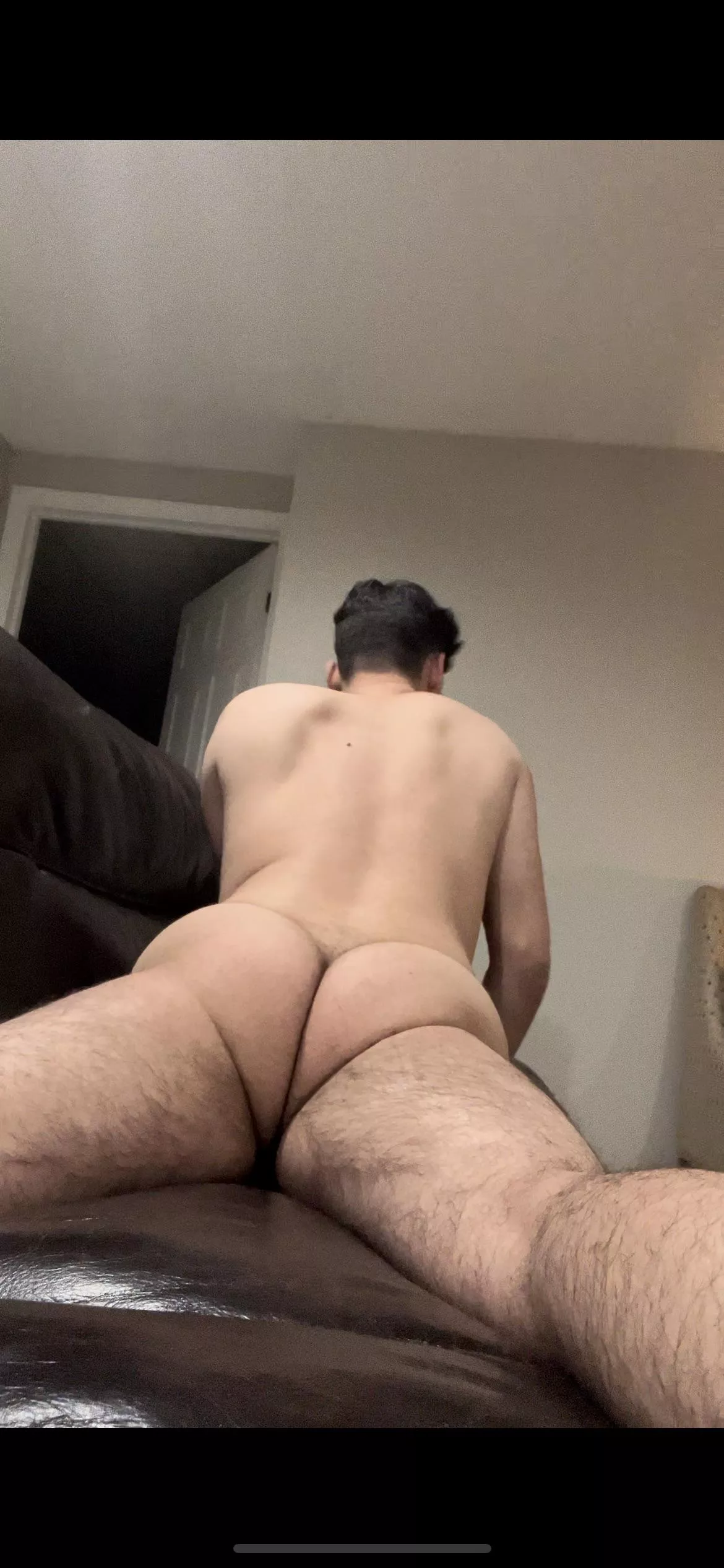 Get in between em posted by anderson908