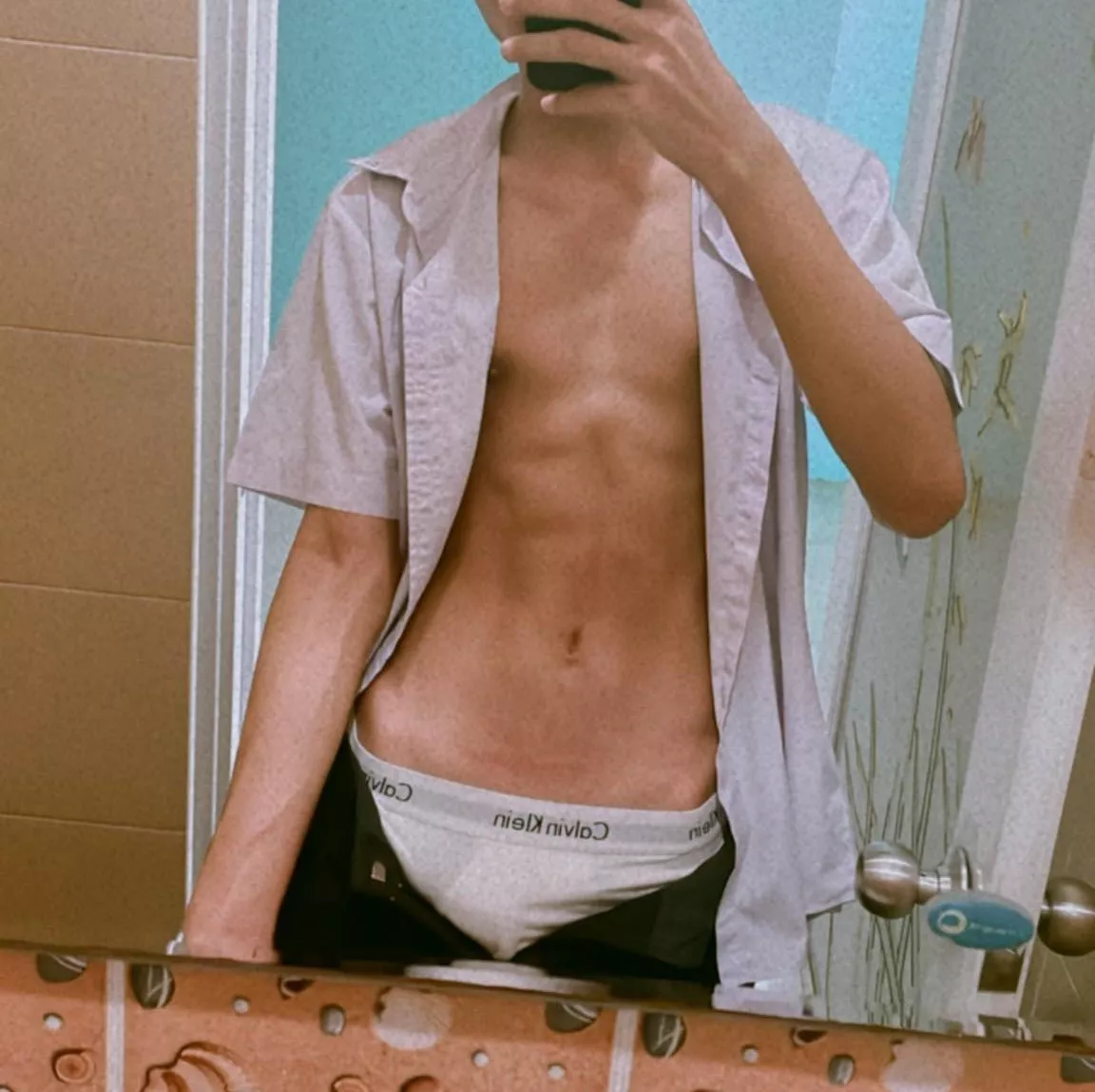 Get naughty in the hotel’s bathroom 😈 posted by CoyoteNo4105