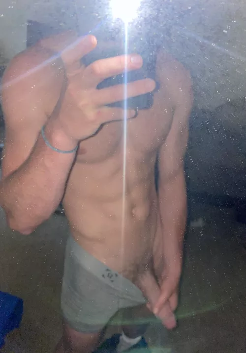 Get on your knees by froozenpaper