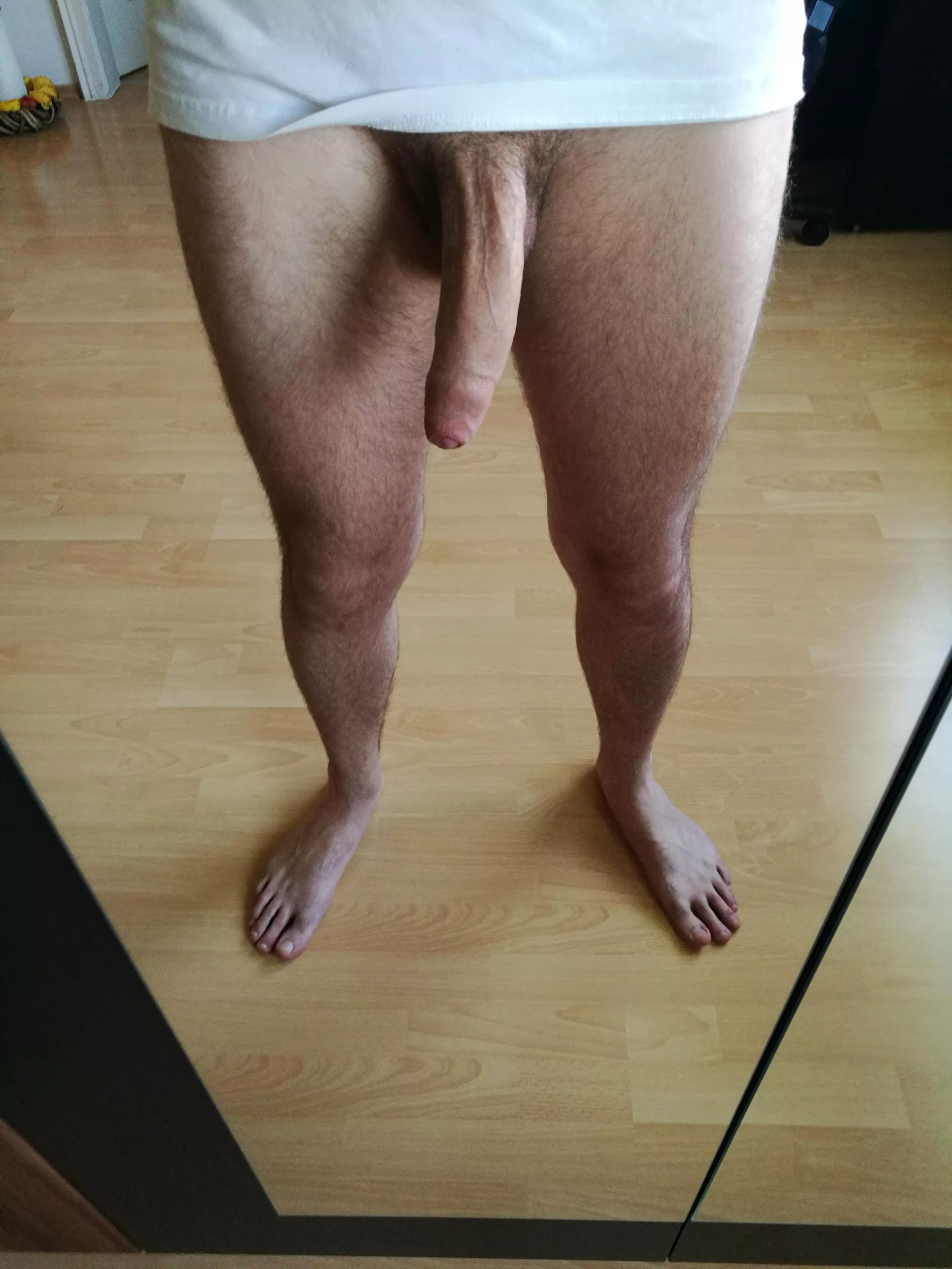 Get on your knees and make this uncut bwc really hard posted by 23cmlong