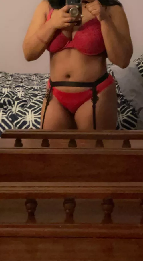 Get on your knees for mommy 😈💕 by princessgrace42