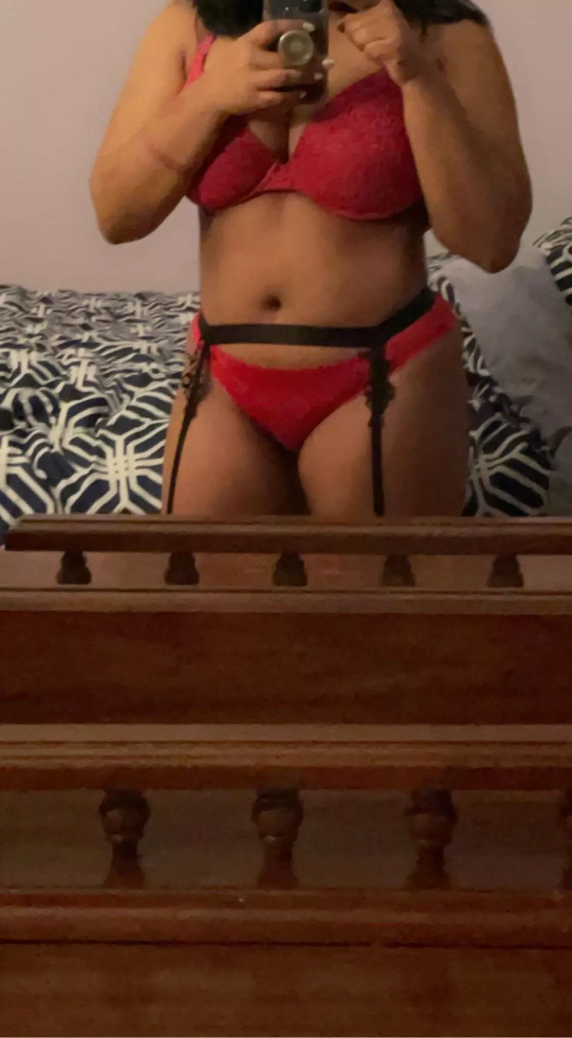 Get on your knees for mommy 😈💕 posted by princessgrace42