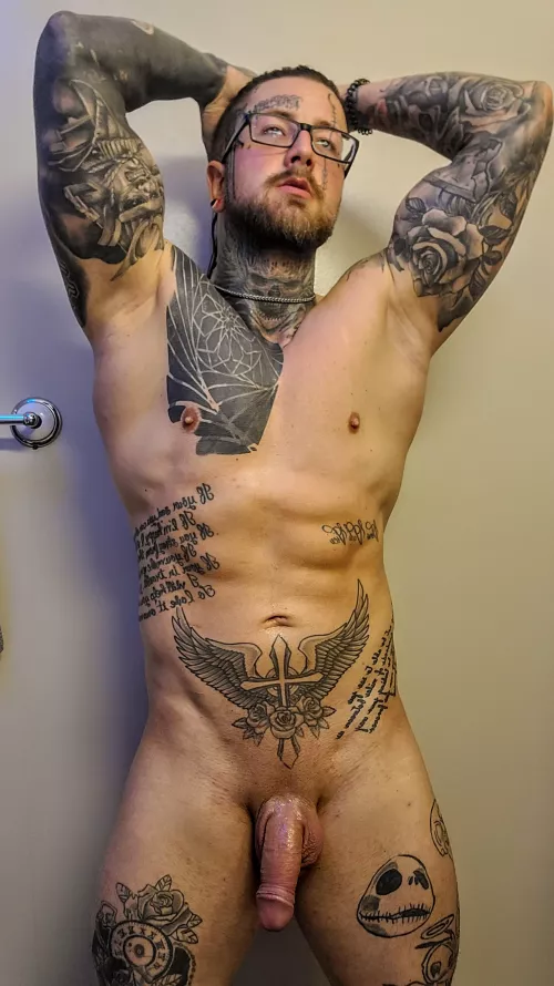 Get over here and dry me off. by Qdeheus45