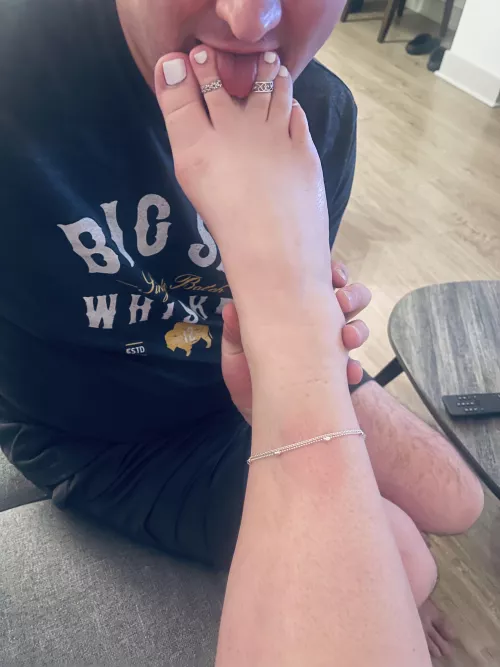 get right in between the toes daddy, thank you by Guilty-Ad-9756