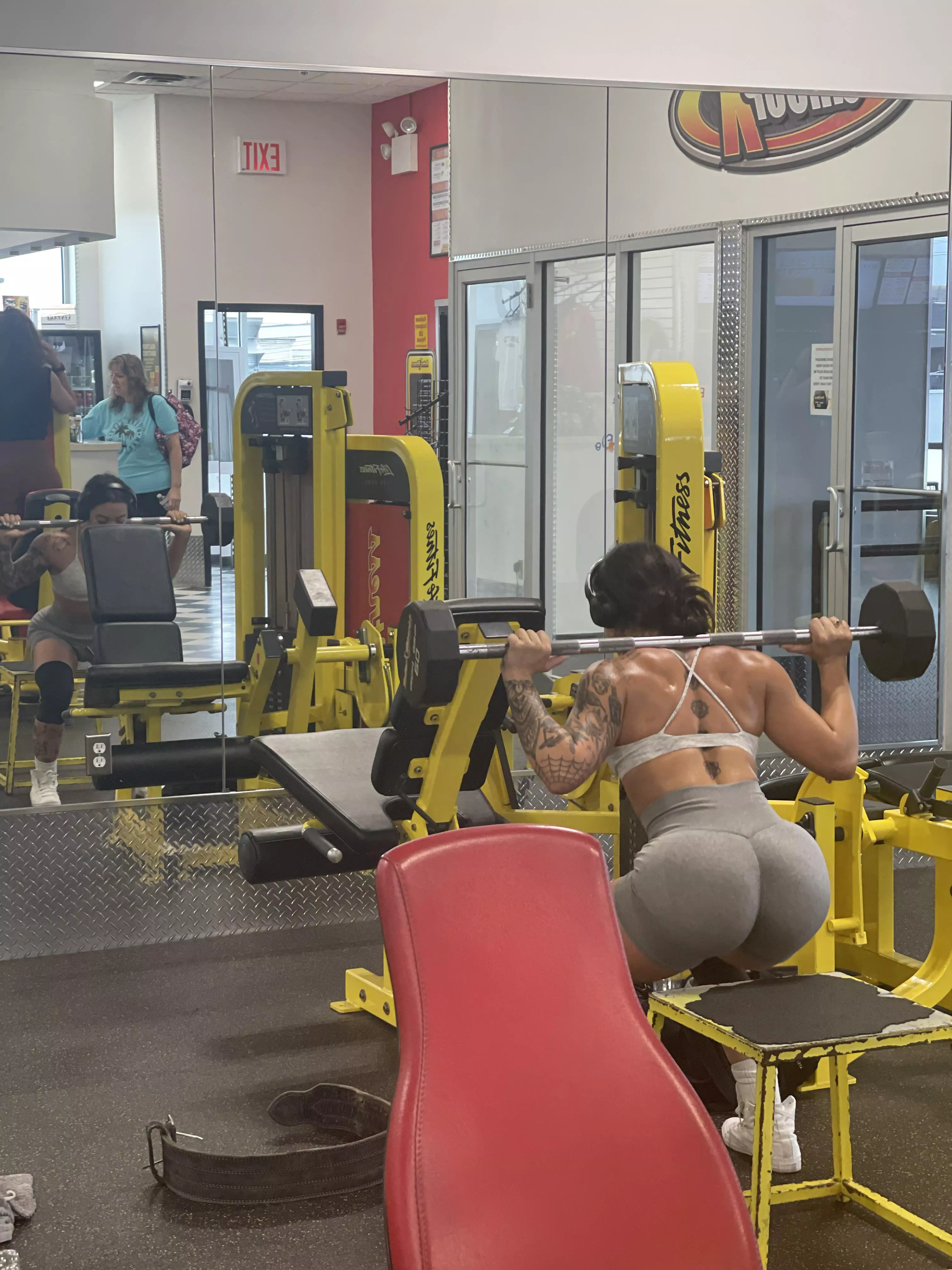 get to workkkk posted by planteaterliftchick