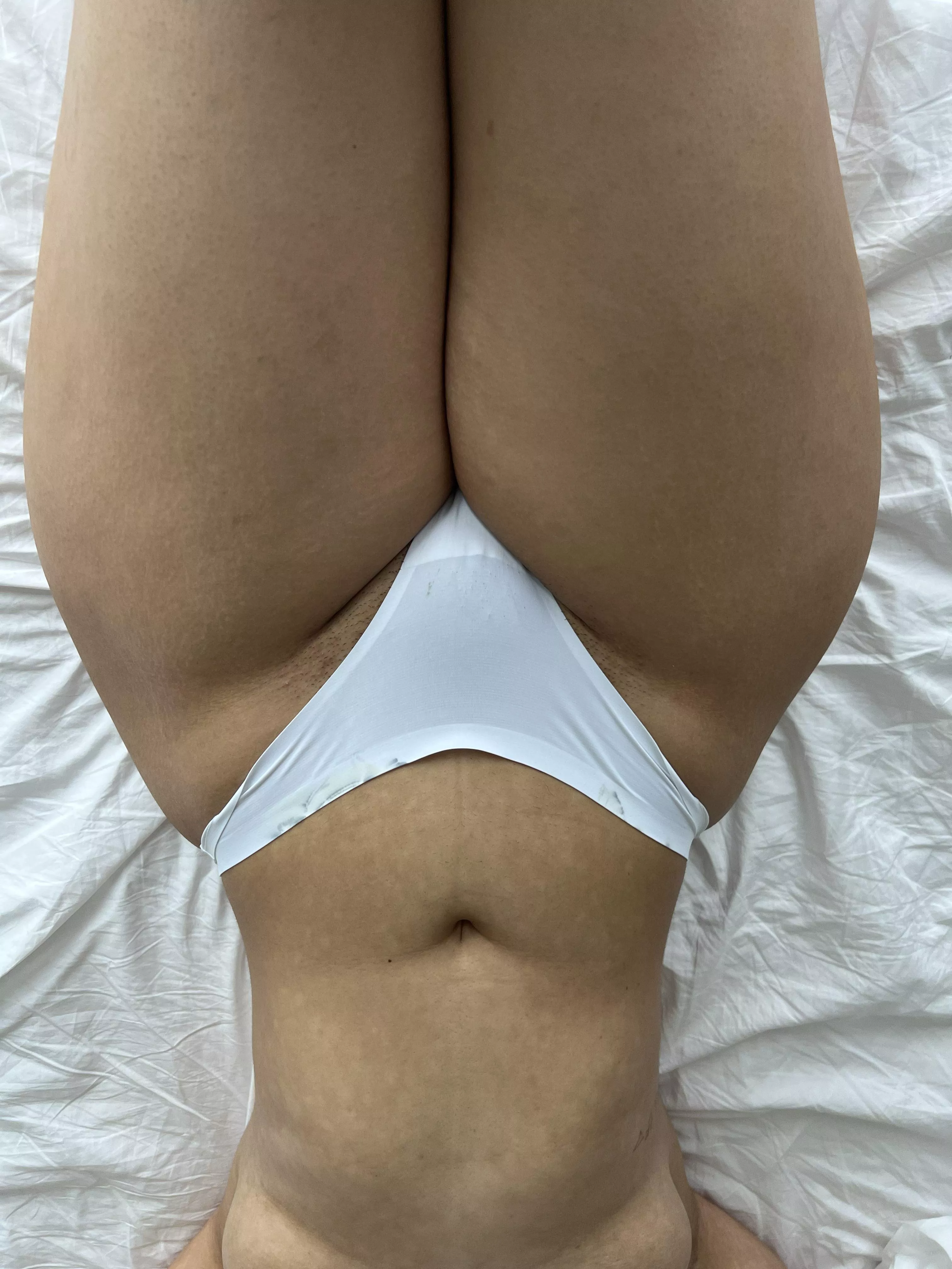 Get your head in between💦 posted by collegegirlangela