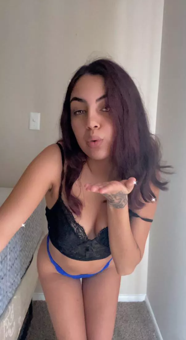 Get you’re good morning kiss posted by Janelletv