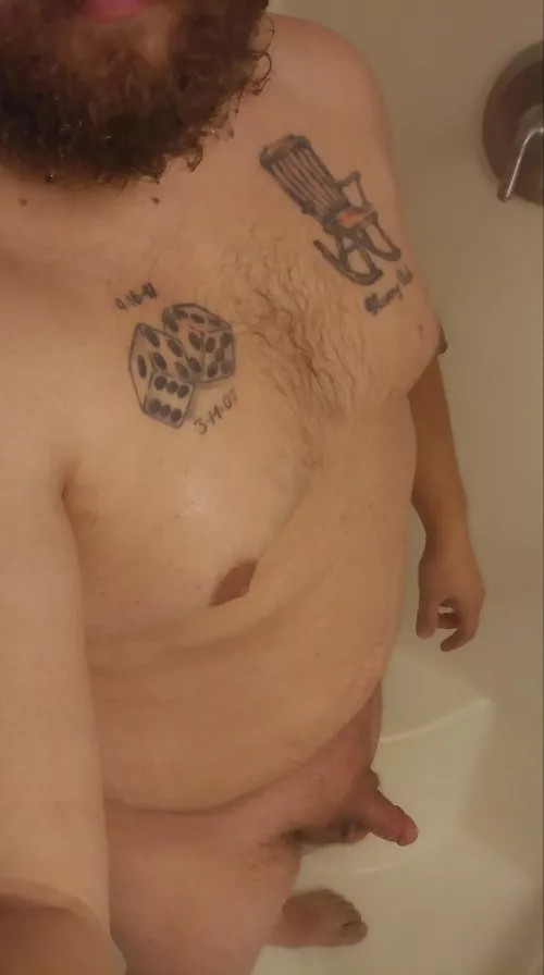 Getting all clean by Disastrousdeer2