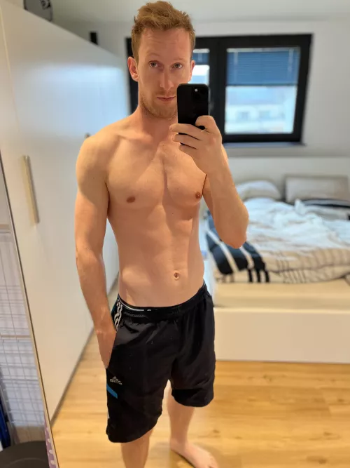 Getting back in shape [m] by Minimuffwarrior