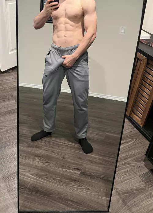 Getting ready by Luvfun2