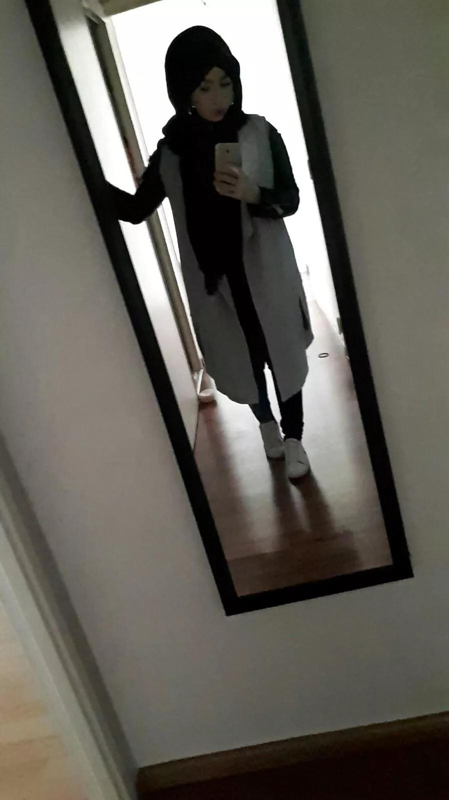 Getting ready for Friday prayers, do I look innocent today? 🧕🙈 posted by hornypakistanixx