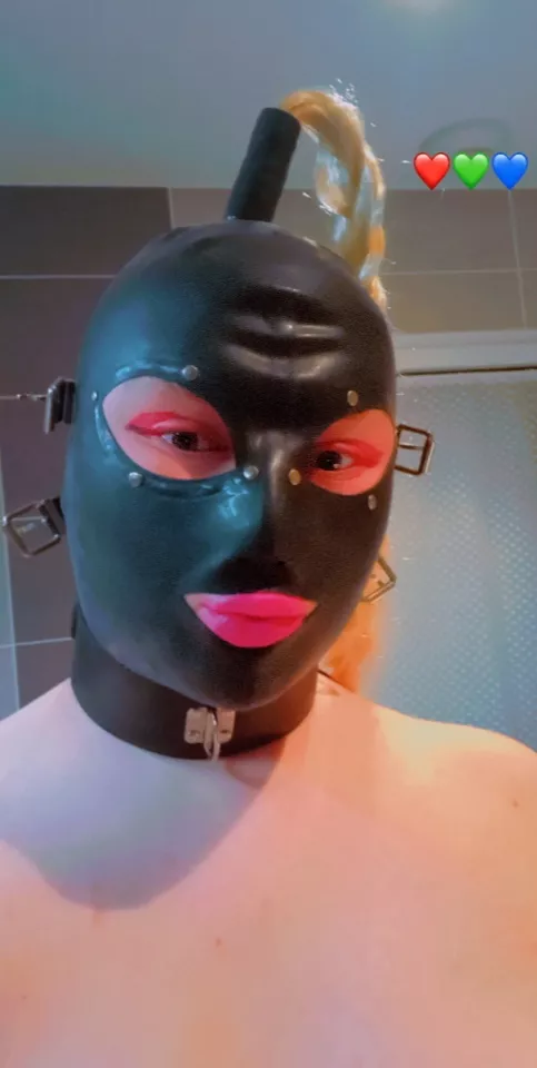 Getting ready for my friday night posted by Electrical_Yak4345