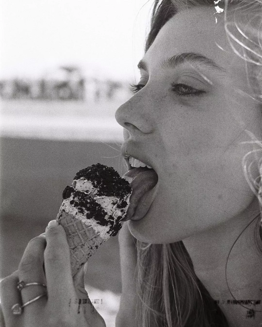 Gillian Nation posted by bugaku