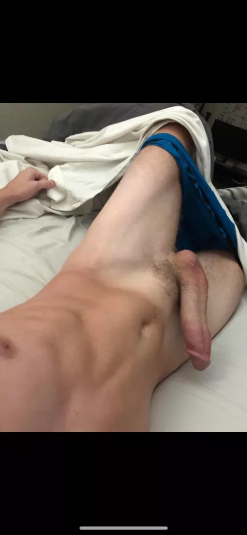 Girls and cuckold don’t be shy to rate it in dm by ghzwimy