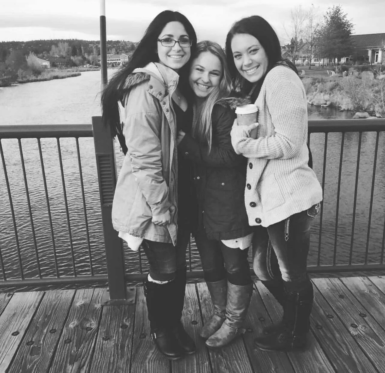 Girls posted by fcsfl2