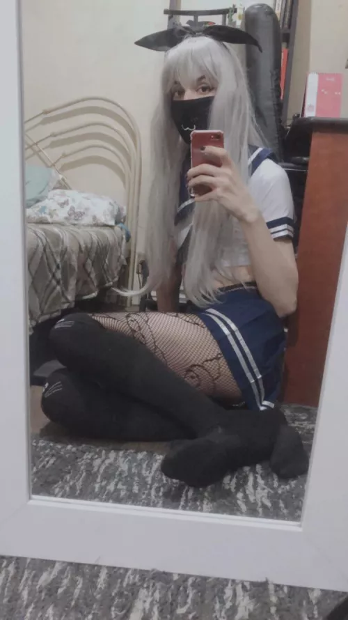 Give headpats to your femboy classmate pls >~~< by Femboy_alma