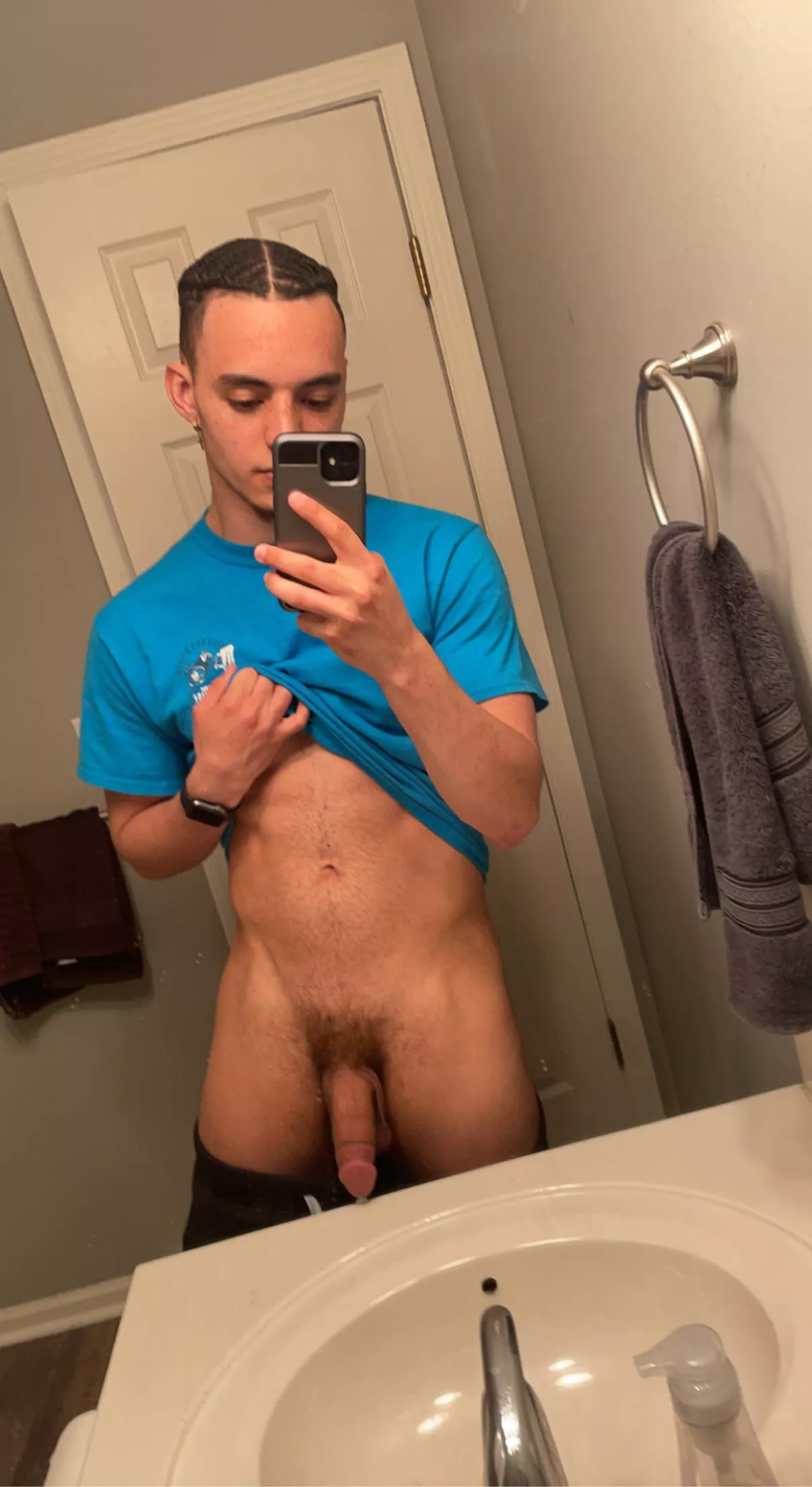 Give me a follow. I’ll follow back posted by x2Jumps