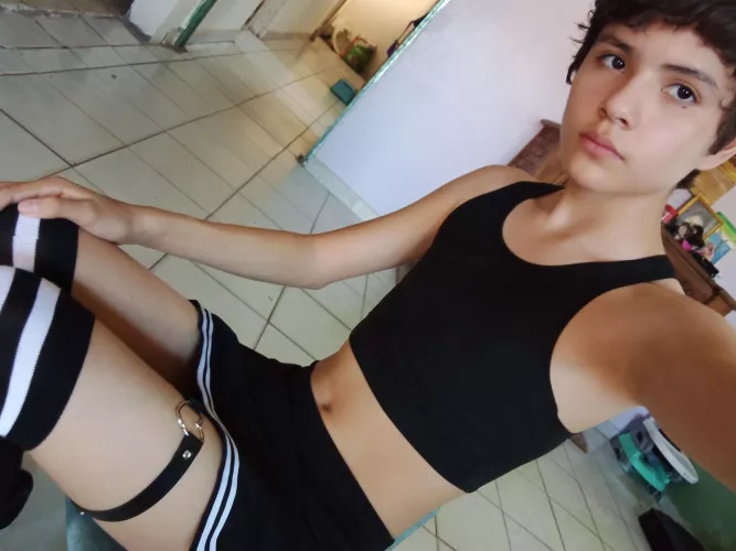 glad to be alone just for once by elpichuleitor69