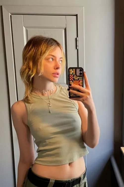 Glance by actual-degenerate