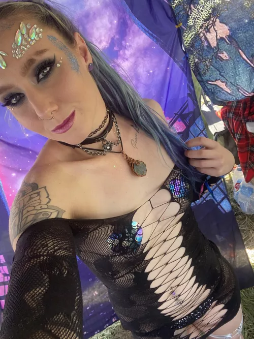 Glitter is a must ✨ by Rave_queen_xo