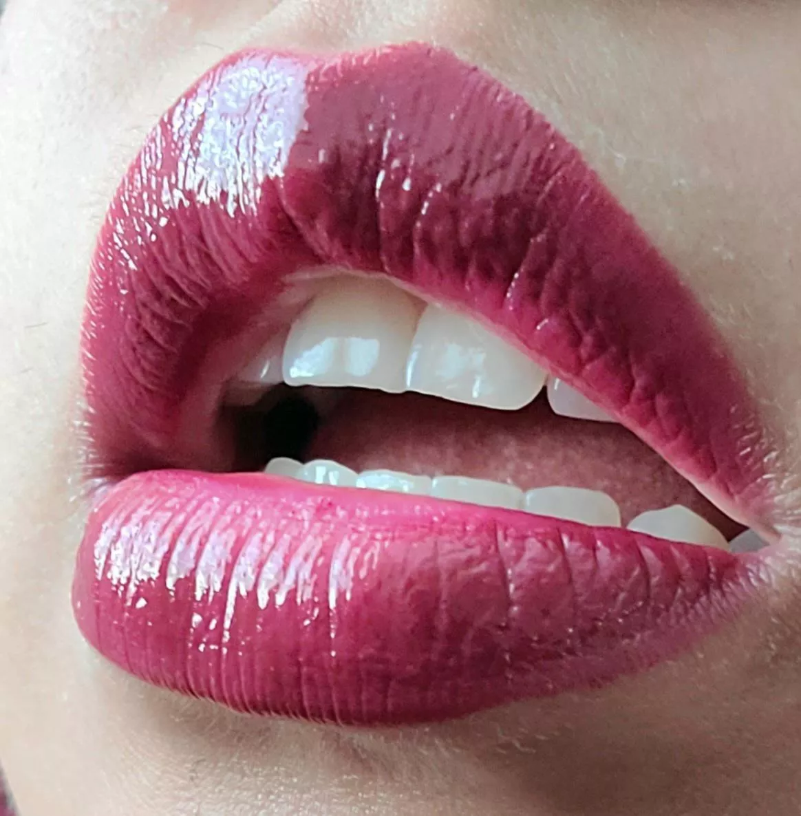 gloss 💜 I purple you. posted by Inside_Student3827