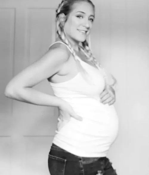 Glowing mommy! by SubstantialSea2394