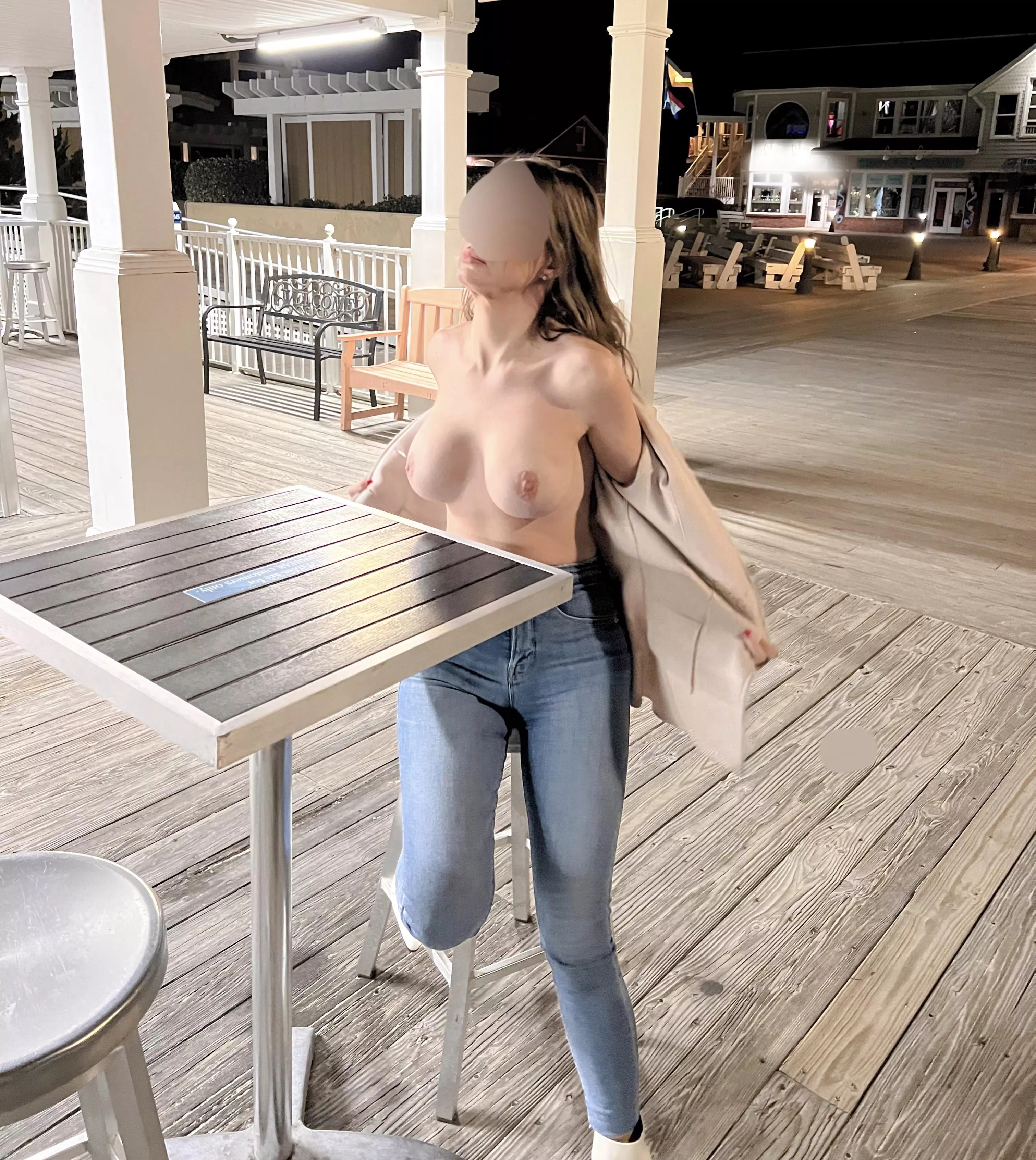 Go ahead and pull up a chair… posted by Curvycakesx