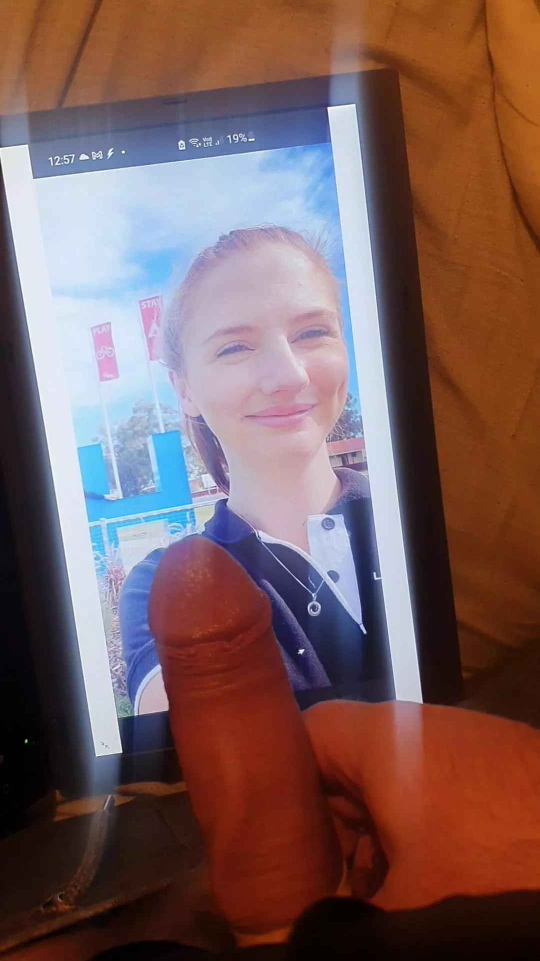 God damn she makes me hard 🤤 posted by Thick_Fan_5624