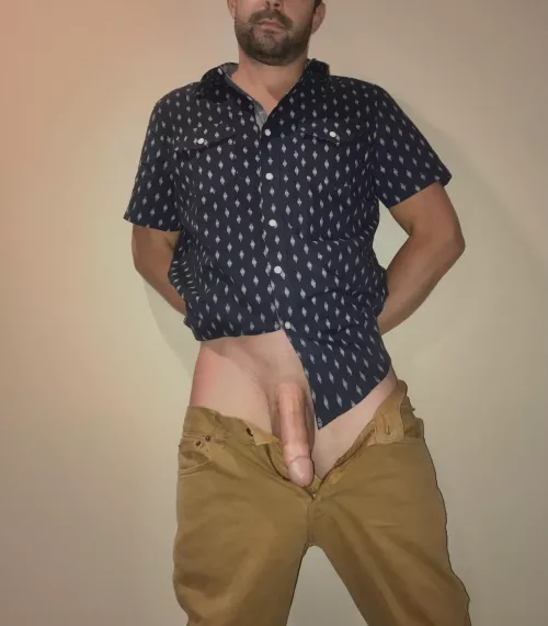 Going back to the office is bullshit. I hate it here. by ElevatorScared4339