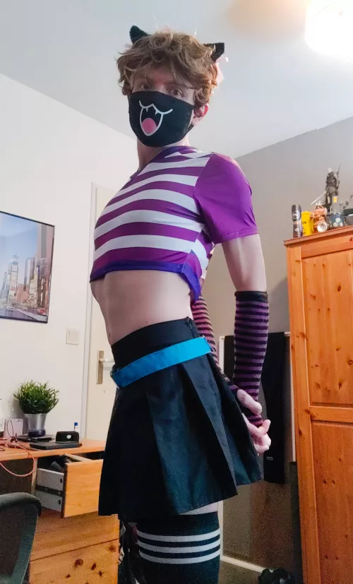 Going for the catboy look today by Curious_Dutchie