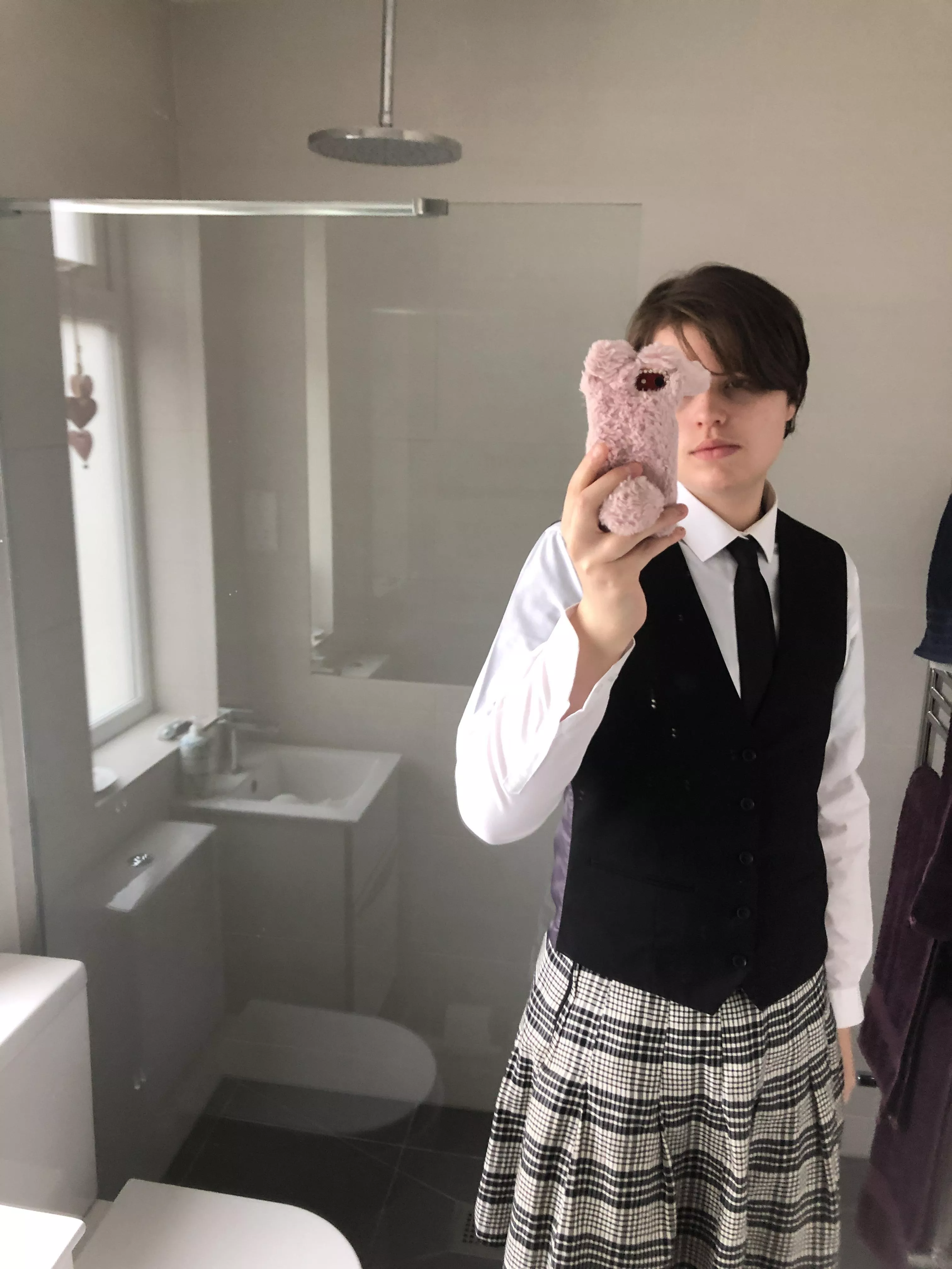 Going to school in my “gear”. Do I look pretty? posted by Kitty_Boy_rawr