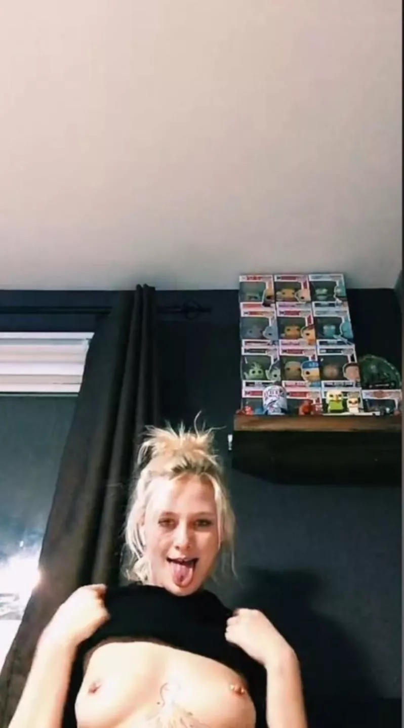 goldengoddess19__ video in comments posted by ImProperNaughty