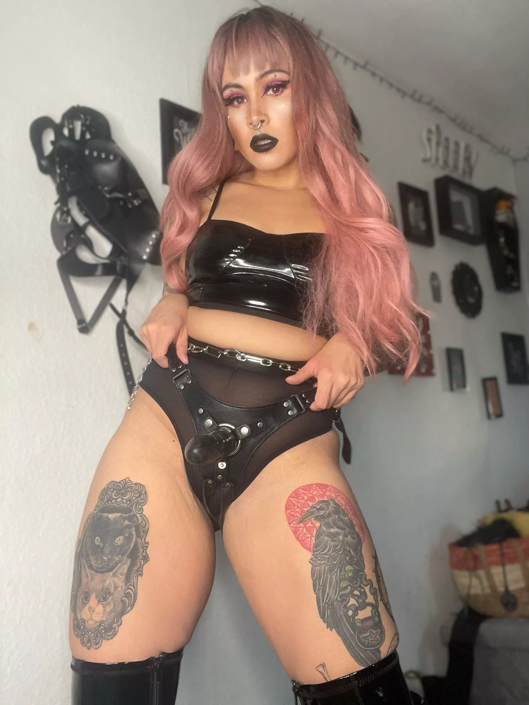 Gonna lift you up and fuck you ✨ posted by g0thschlampe