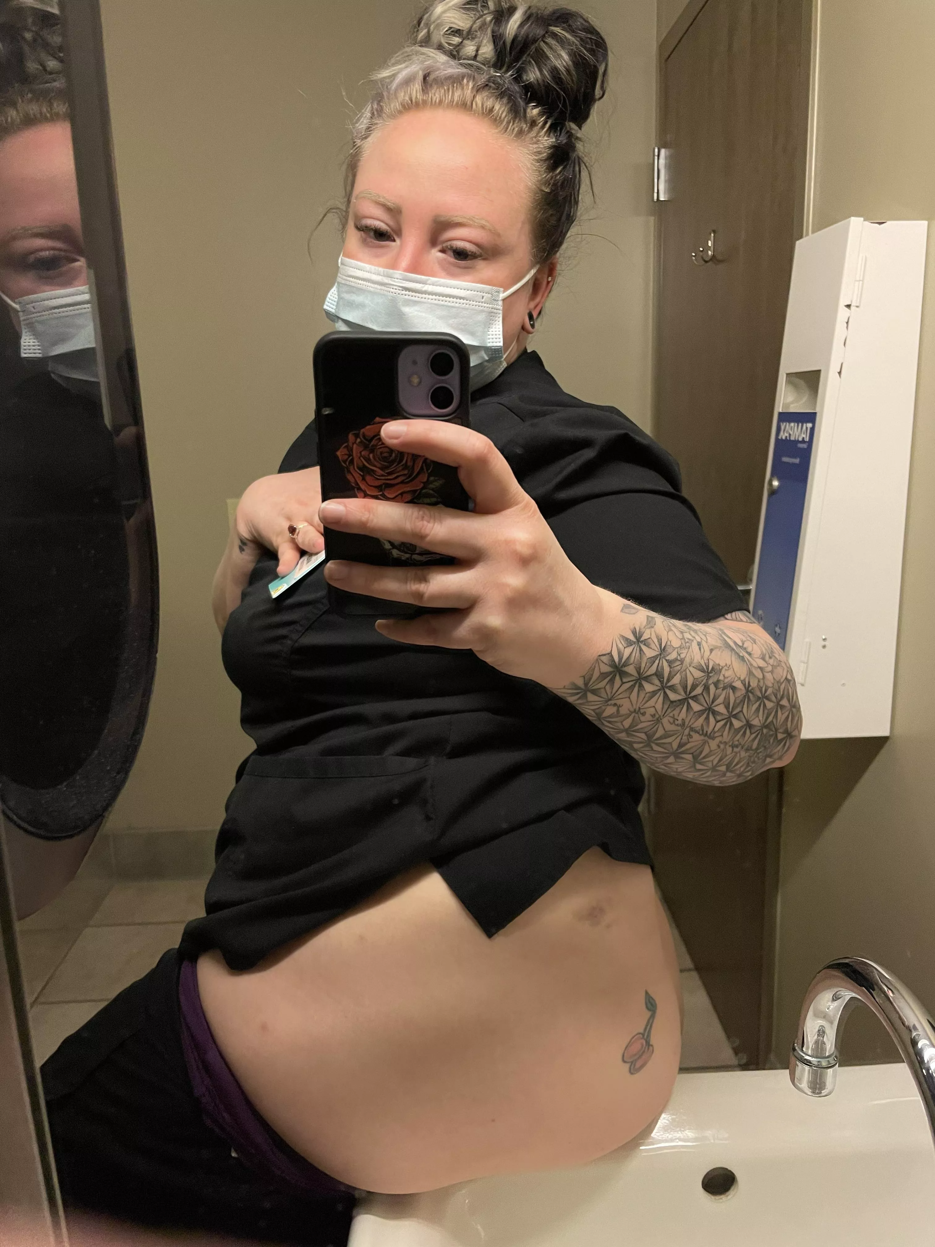 Gonna sit this right here… posted by Katie_Mayhem