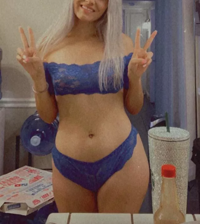 Good day to show off the wife posted by Oursecretprofile