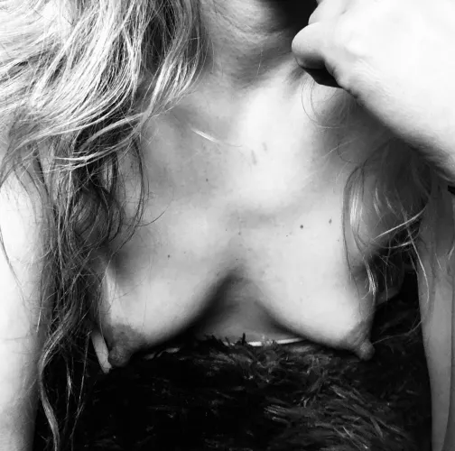 Good evening small boob lovers ♥️ by titnipply