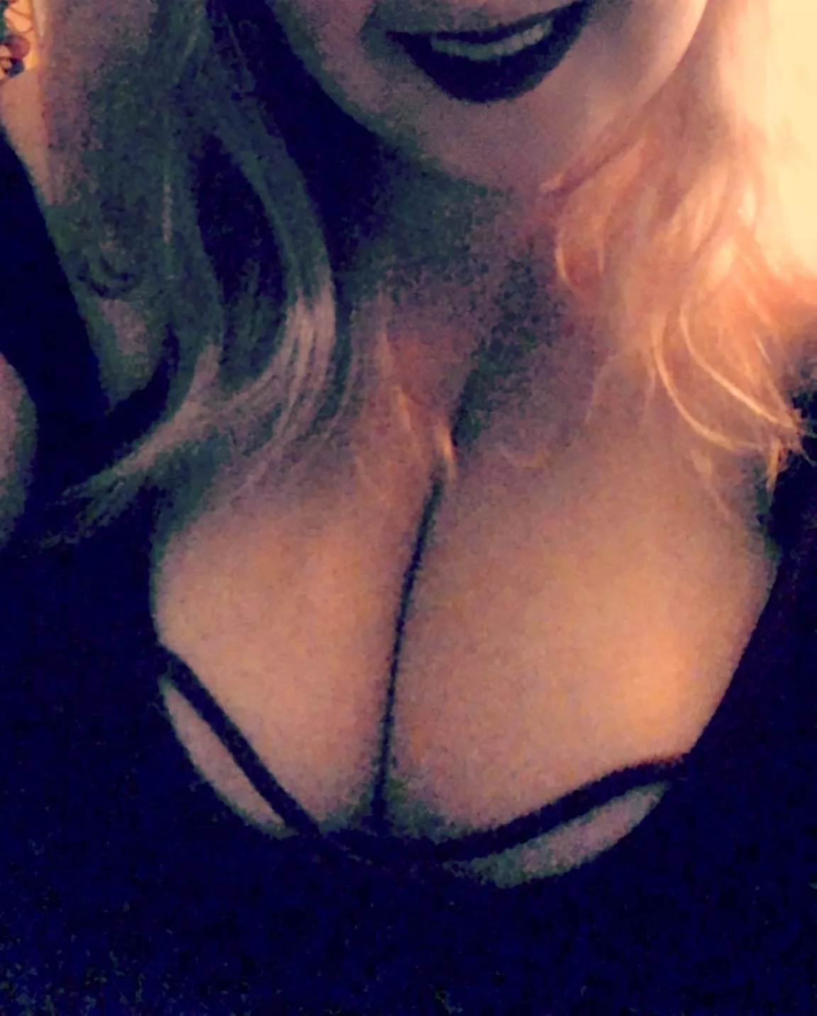 Good moaning 💦 posted by KelseyKurves