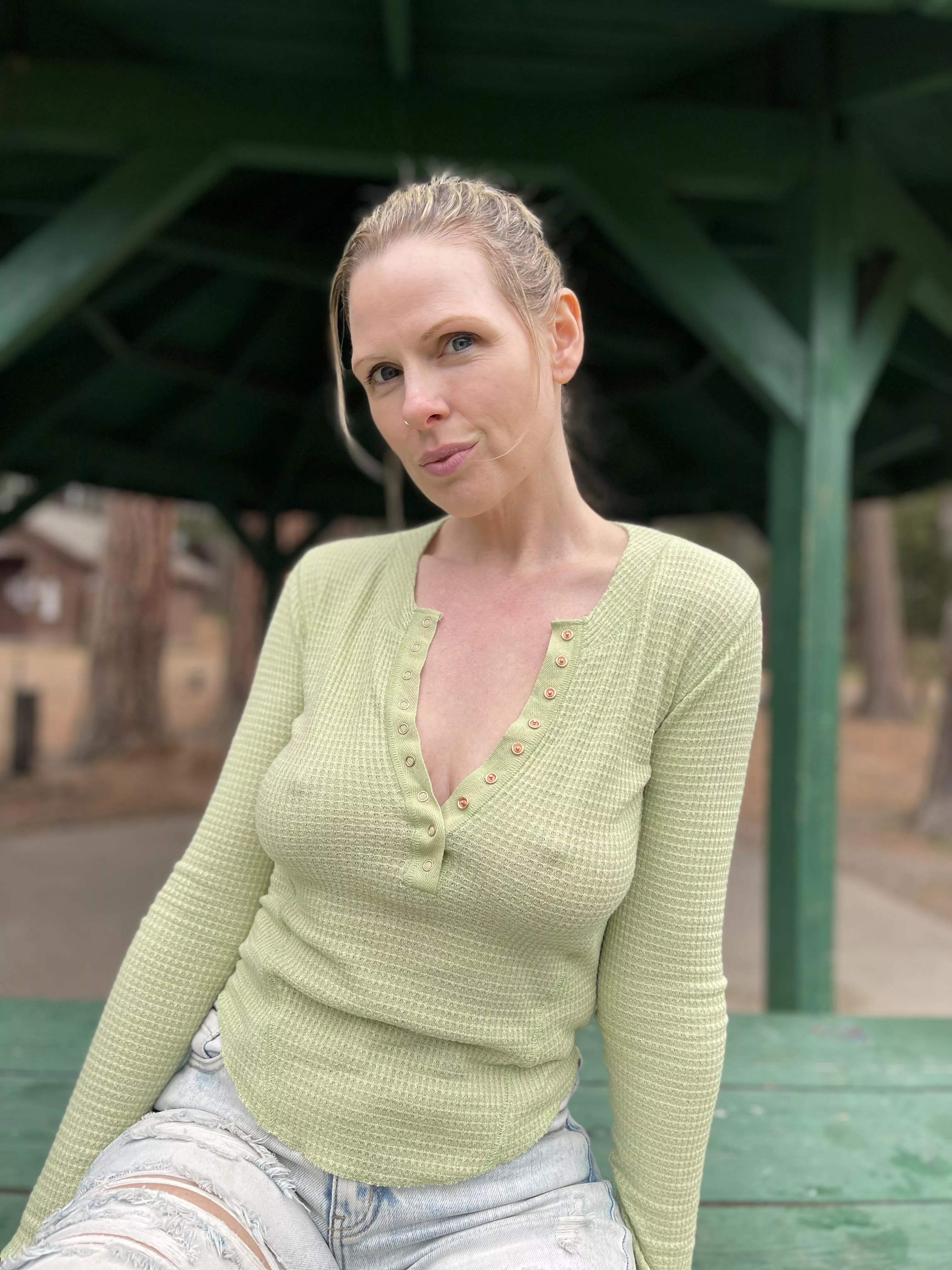 Good morning posted by iamSkylerXO