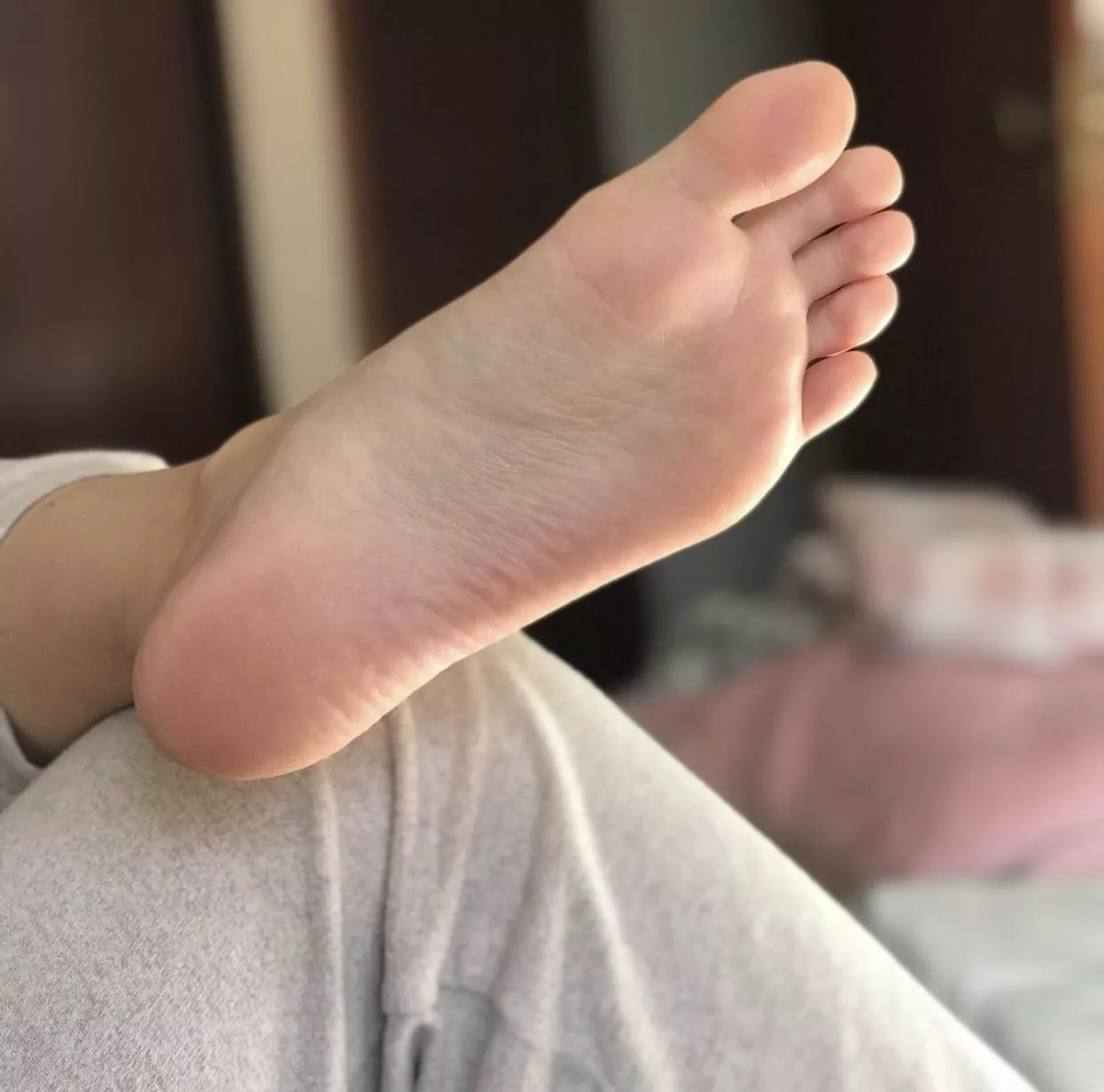 Good Morning posted by caramelofeet