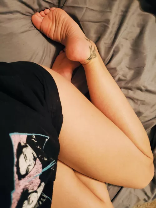 good morning (: by littlefeetbree