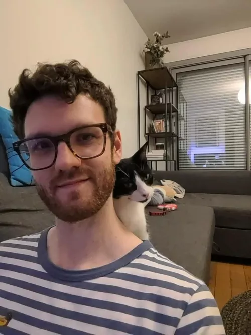 Good morning 😽 by KienLang_