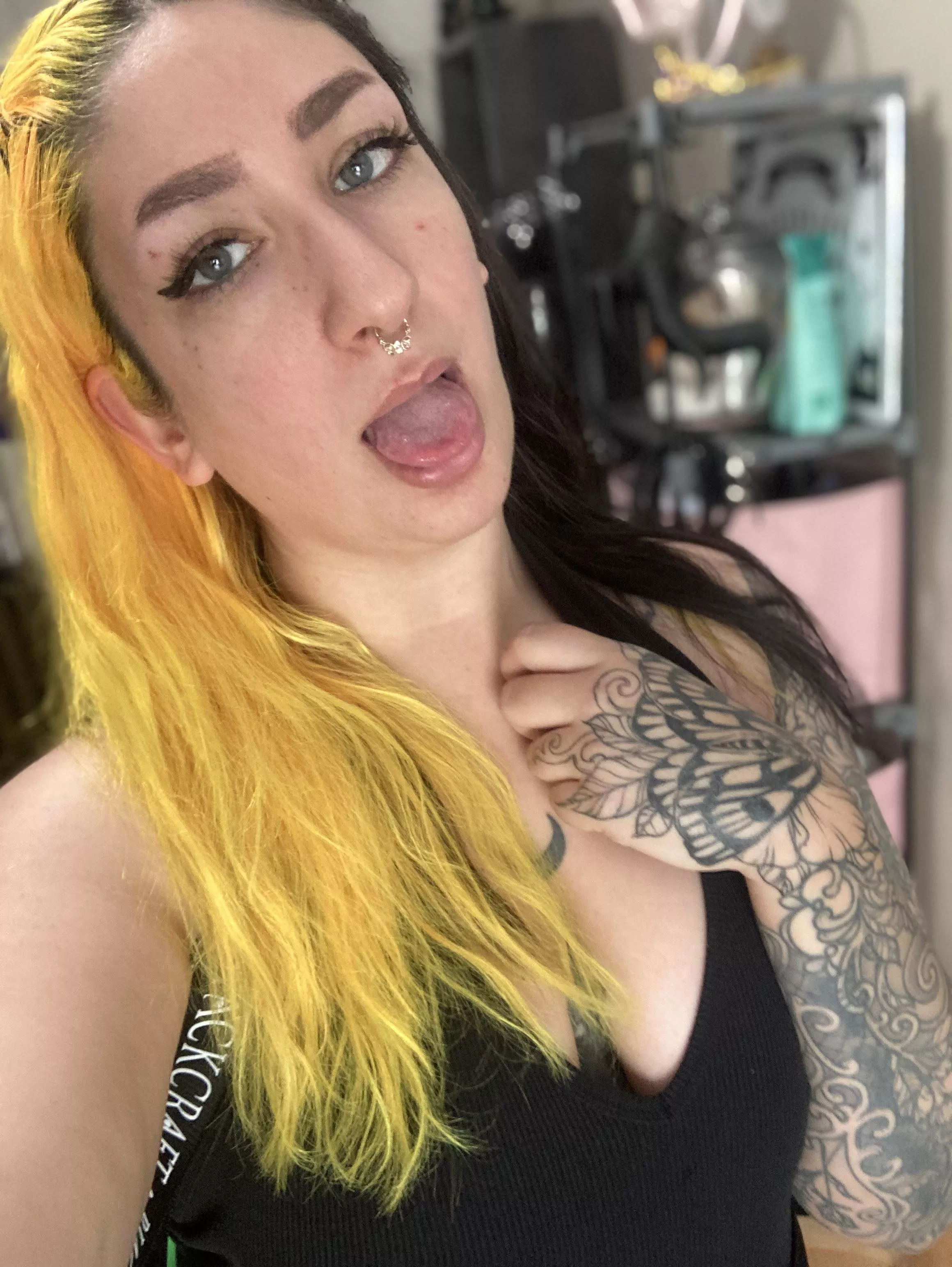 Good morning ☀️ posted by Littlefuckdoll_OF