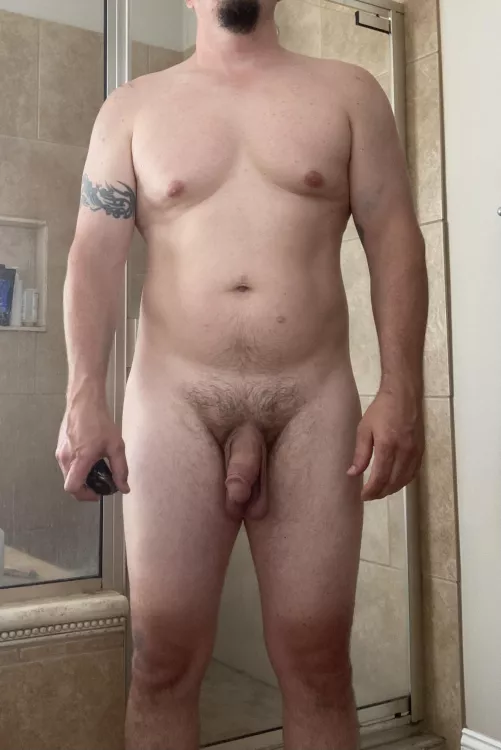 Good morning all. Farmers tan is coming in very nicely. M 5’10” 207 lbs. by Open-State-2178