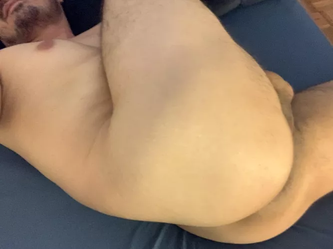 Good morning all you horny people by Gian_nino