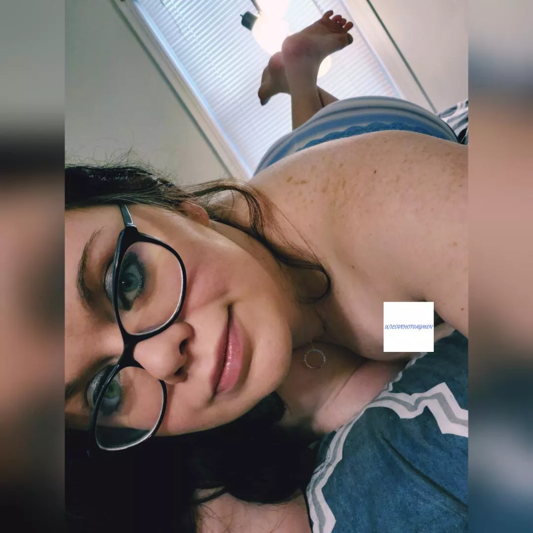 Good Morning Everyone 😊 posted by ILoveHotGayMen